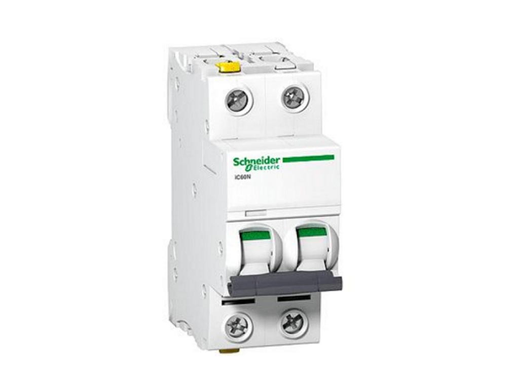 Breaker 15 Amperios Midnight Solar 150 VDC